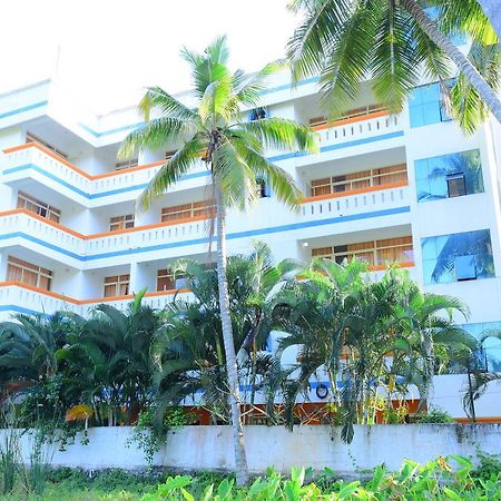 Ocean Bay Ayurvedic Beach Resort كوفالام المظهر الخارجي الصورة